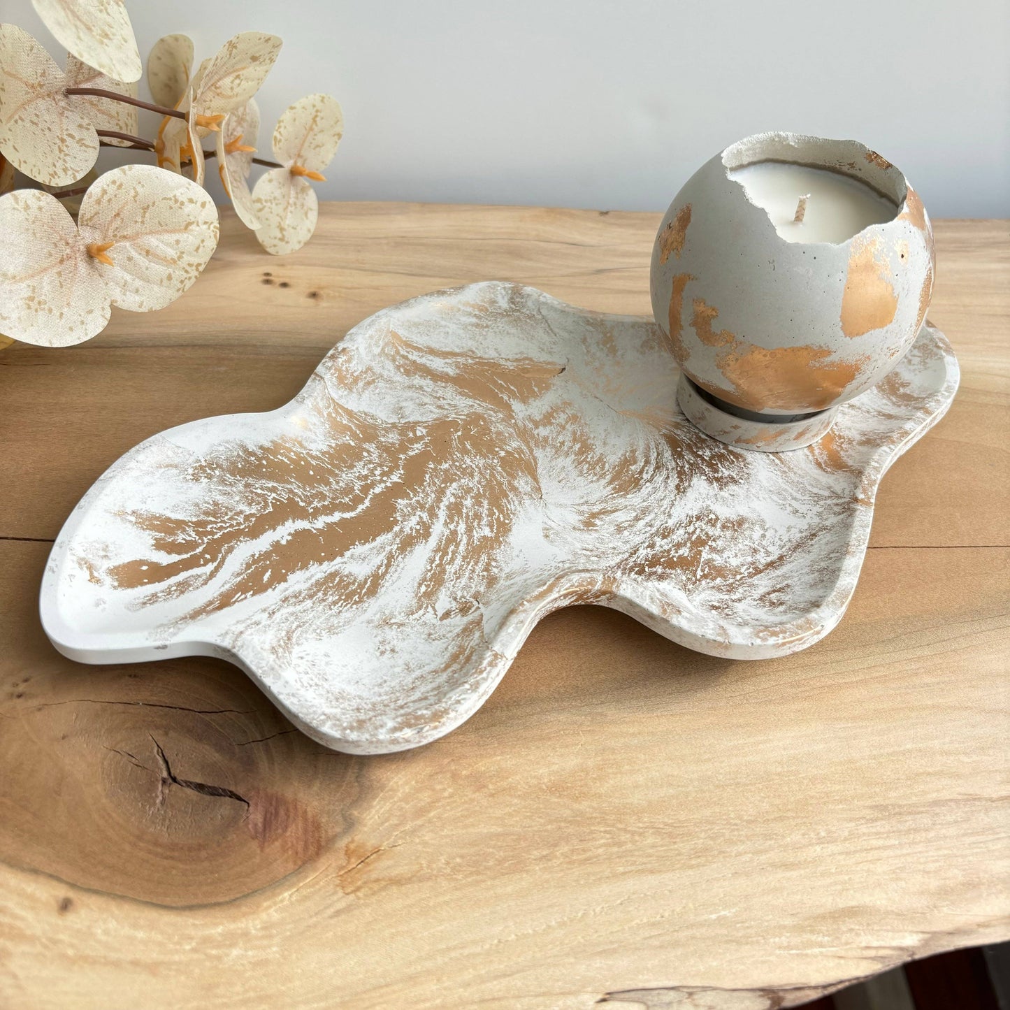 Curvy Tray - Centerpiece | Catch-all Tray | Vanity Decor