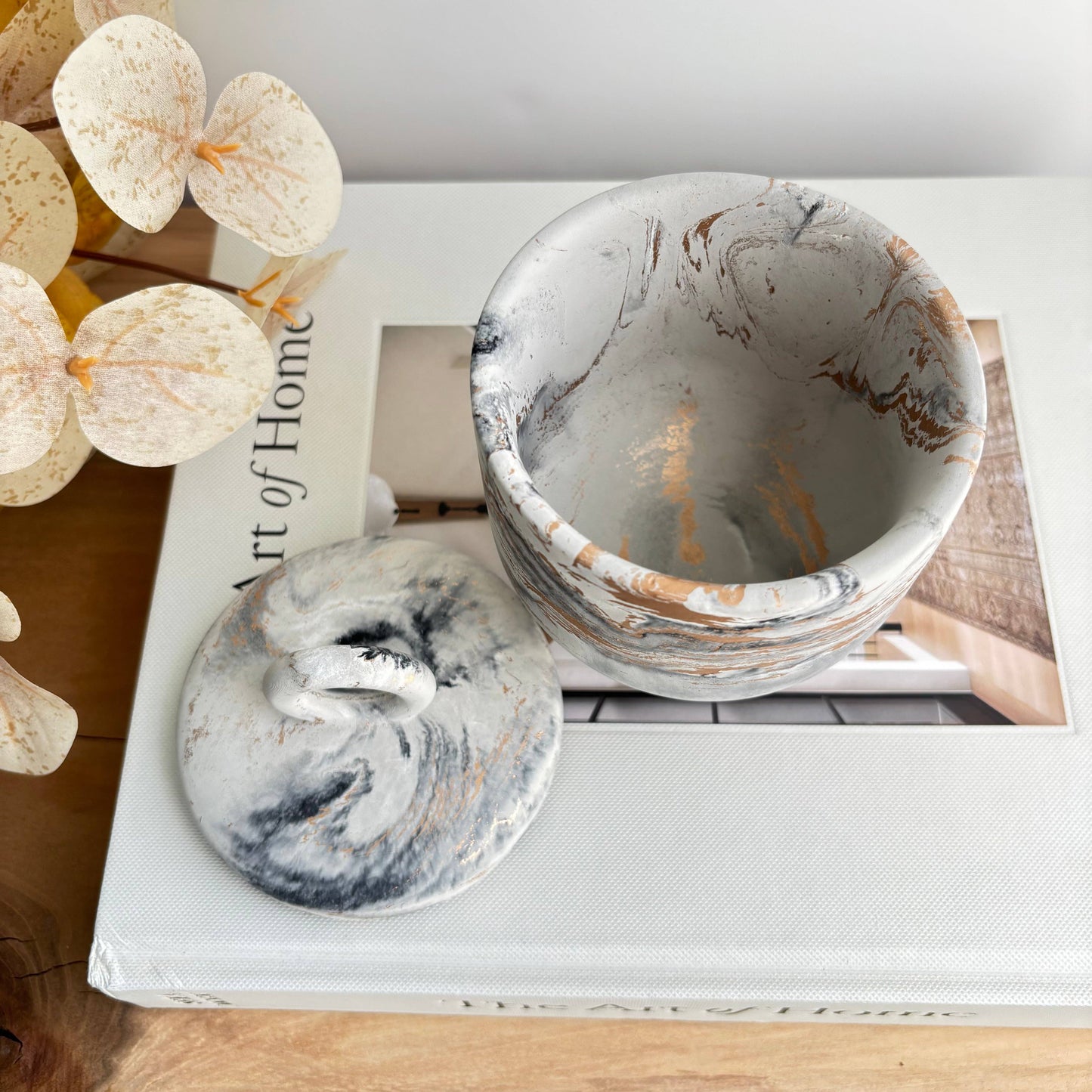 Calista Vessel | Concrete Vessel | Cotton Swab Holder